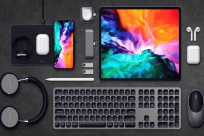 The 10 Best Gadgets for the iPhone - Technologyify