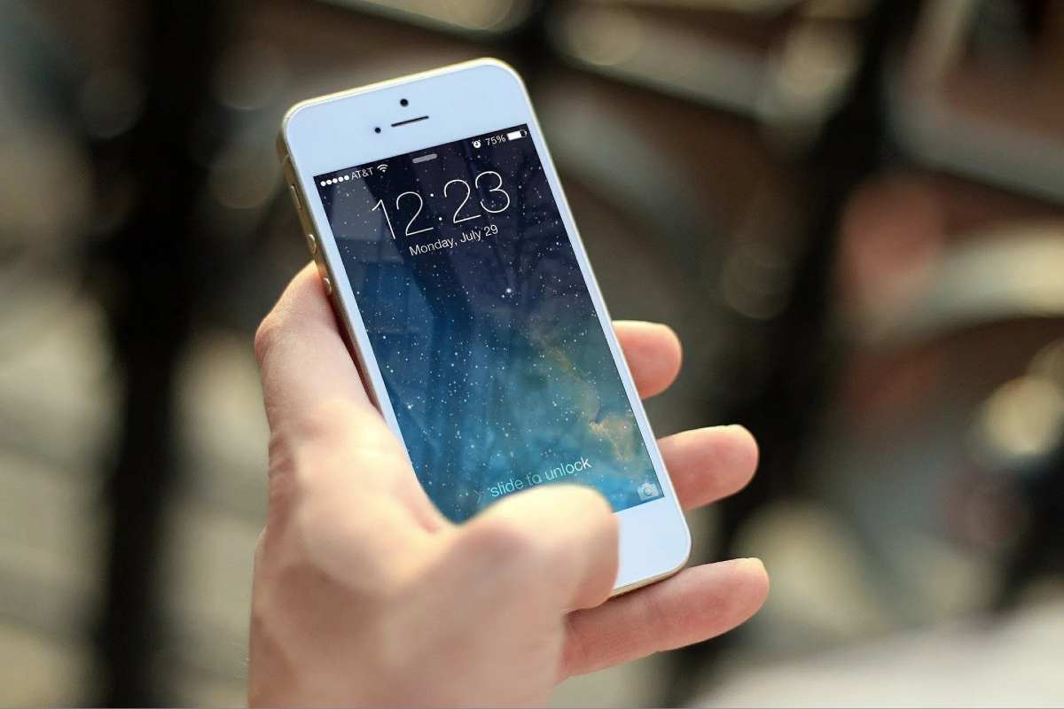 Tips for Choosing a Mobile Phone Plan That Fits Your Needs