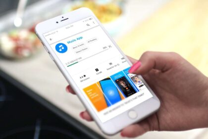 What Convinces People to Download an App?