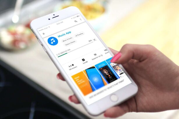 What Convinces People to Download an App?